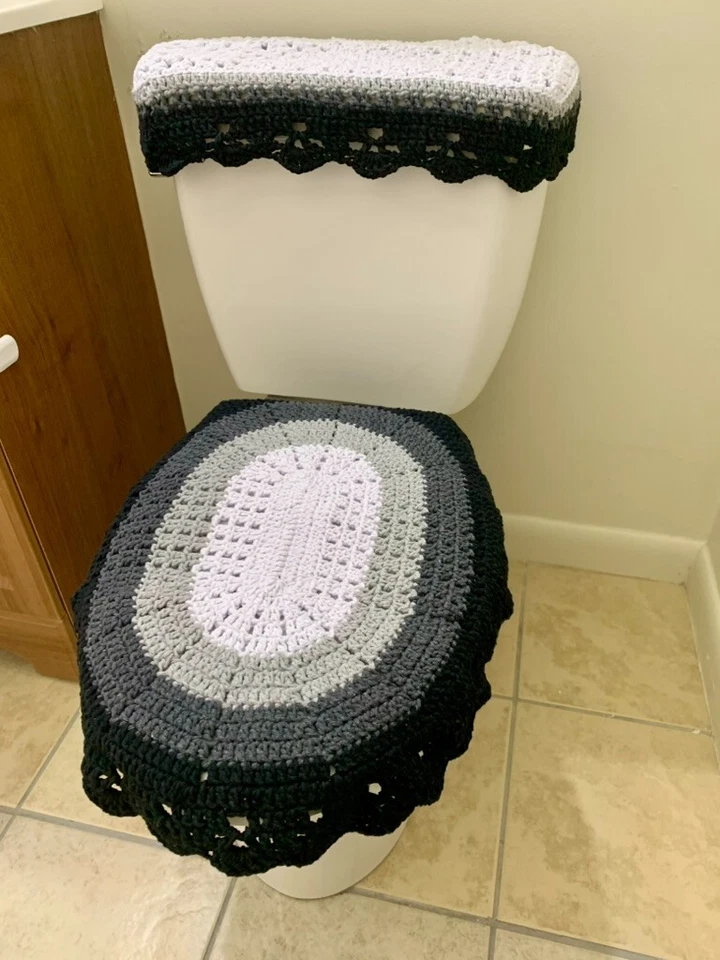 Moderno juego de 2 baños de ganchillo - cubierta de tapa de inodoro y cubierta de tanque de agua Foto 2 de 4