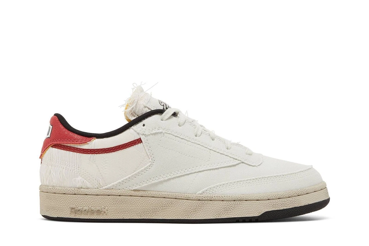 Street Fighter x Reebok Club C 85 Ryu for Sale  display picture 1