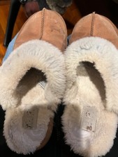ugg slippers 8 beige, good condition