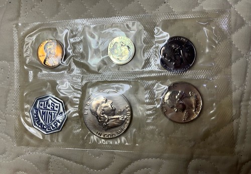 1961 US Mint 5 Coin Proof Set With Original Envelope 90% Silver - Picture 2 of 5