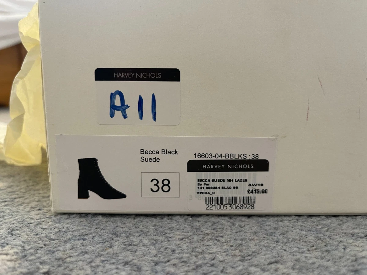 By far top becca black suede