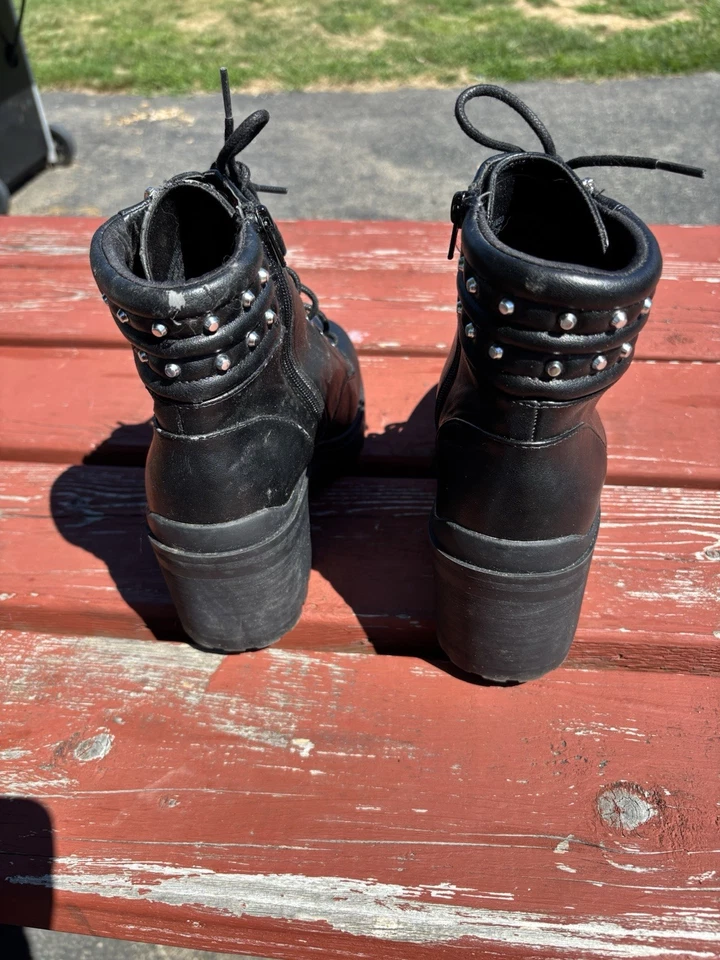 No Boundaries | Botas de Moto de Combate Negras para Mujer Tacón Grueso Cremallera Botas Negras 11 Foto 4 de 4