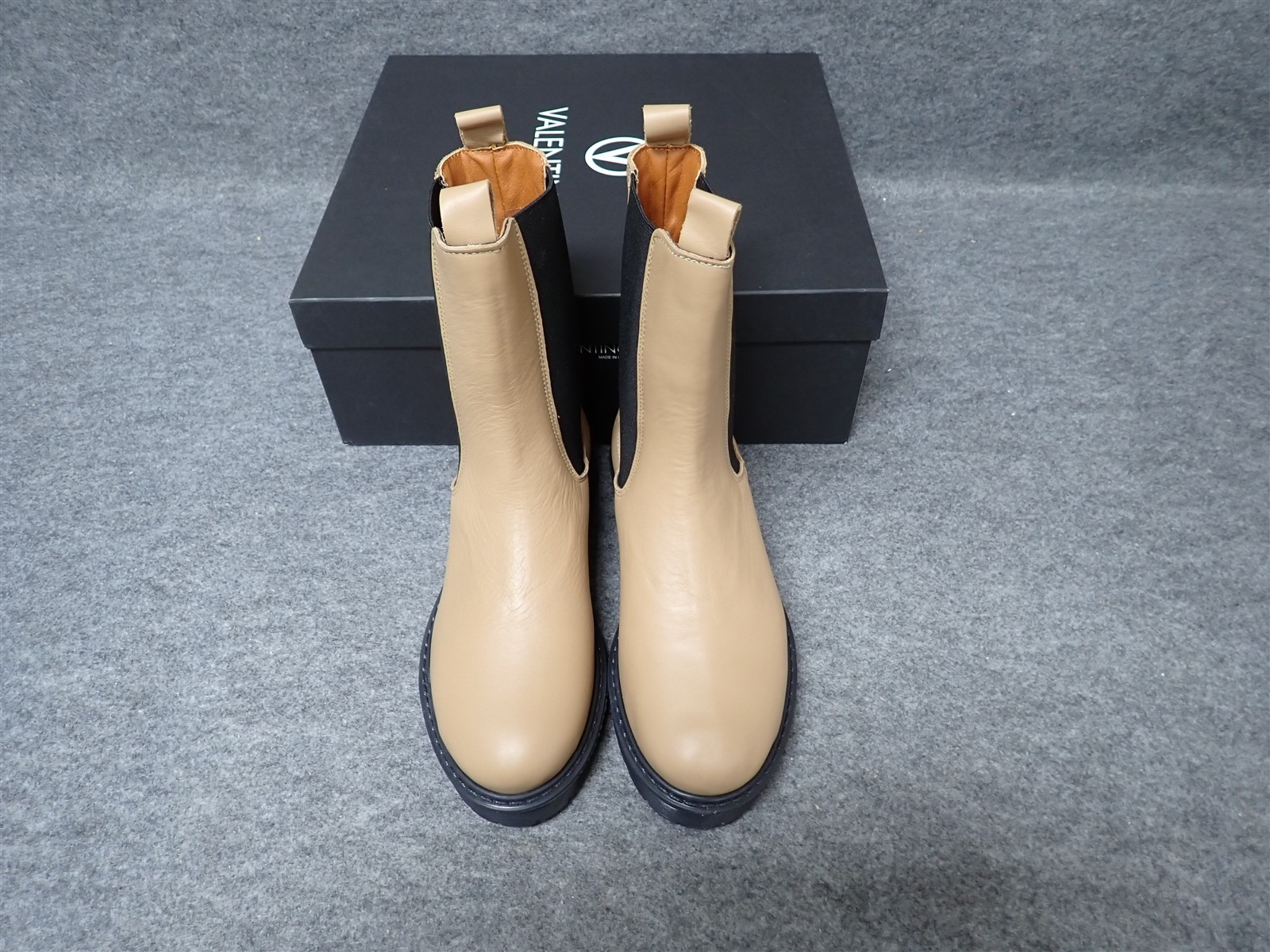 NEW Valentino Stacey Monogram Leather Boots Nocciola Women's Size 7 (SS58) thumbnail 2