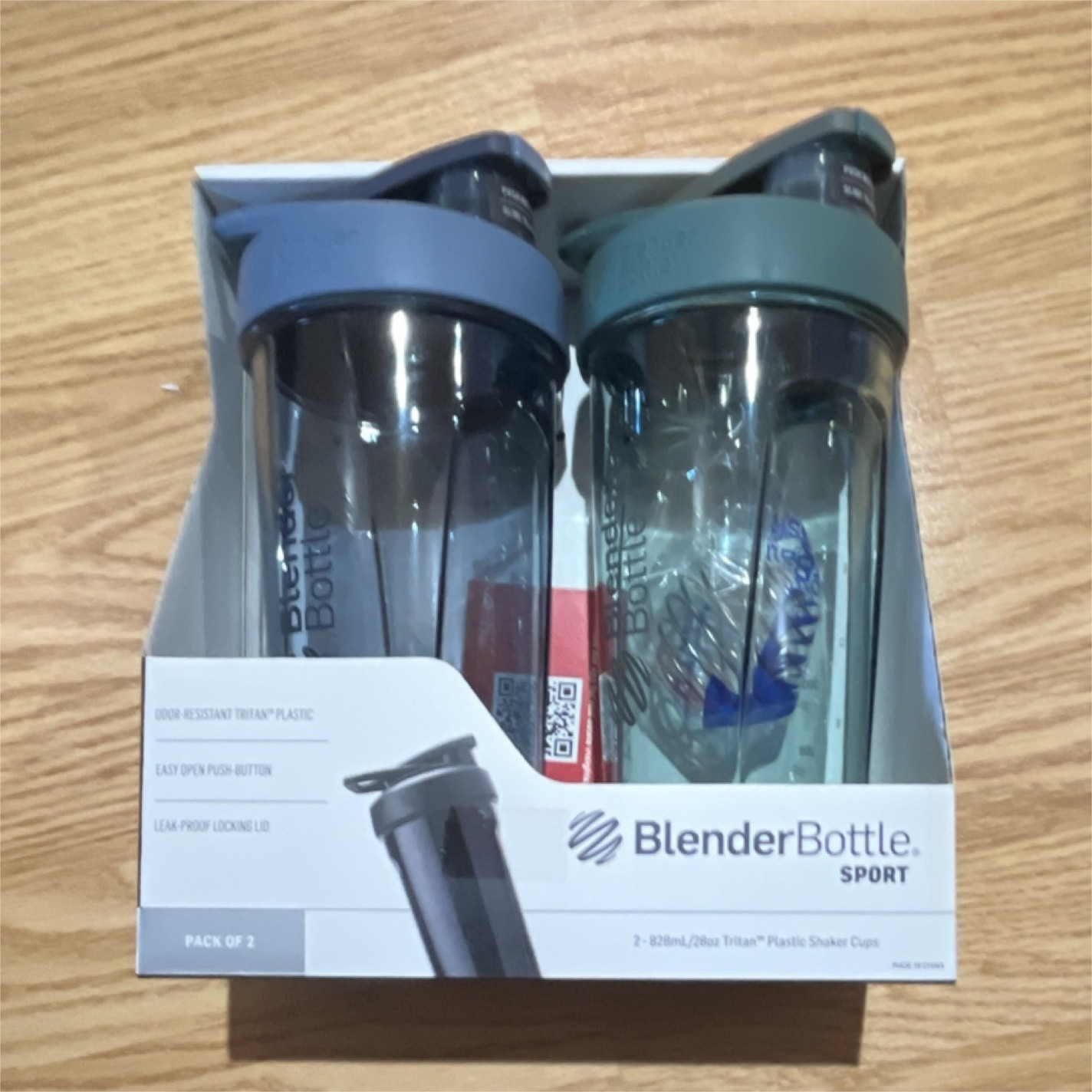 BlenderBottle Sport Tritan Shaker Bottles 28oz 2-Pack Blue Green Odor Resistant