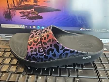 OOFOS Ooahh Luxe Women's Slide Sandals Leopard Print Purple Multicolor, Size 7