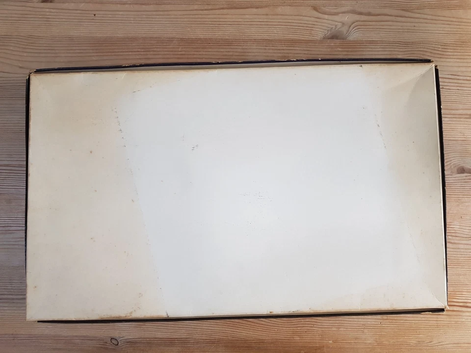 Escape From Colditz Vintage Board Game - Image 2 of 4