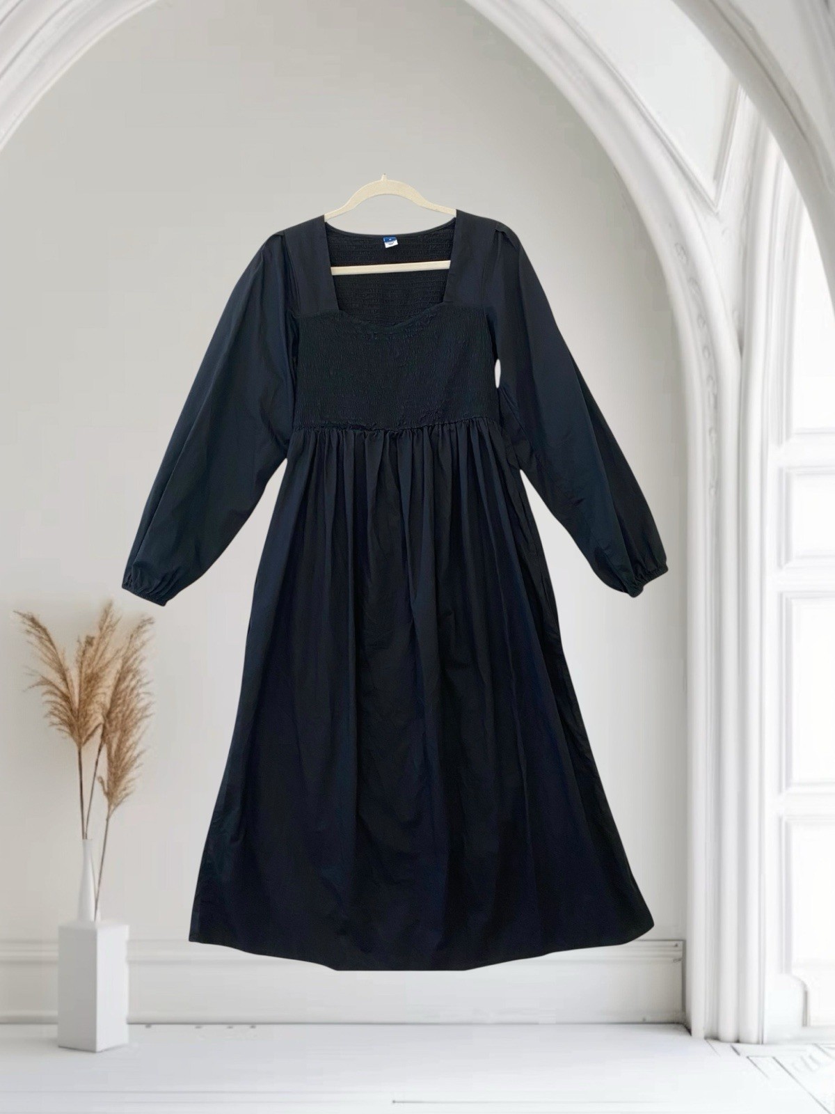 Old Navy Womens Black Smocked Fit & Flare Midi Dress Size Medium Classic Chic