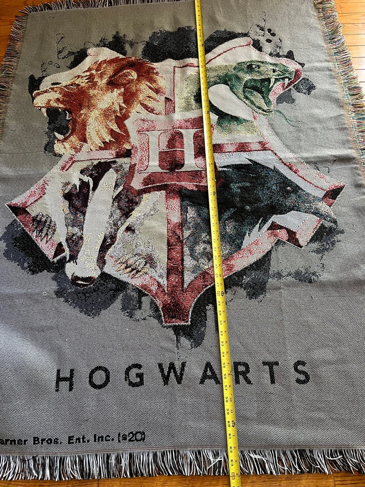 Harry Potter Hogwarts Crest Woven Tapestry Throw Blanket