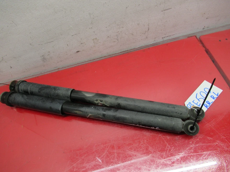 03-06 MERCEDES W211 W219 E500 CLS500 PAR DE PUNTALES DE CHOQUE TRASERO DERECHO E IZQUIERDO OEM Foto 4 de 4