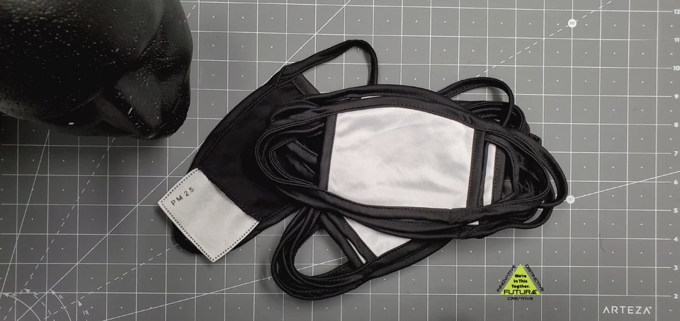 Máscara blanca de 10 sublimación en blanco para niños pequeños/niños con bolsillo de filtro negro 3T-6T Foto 3 de 4