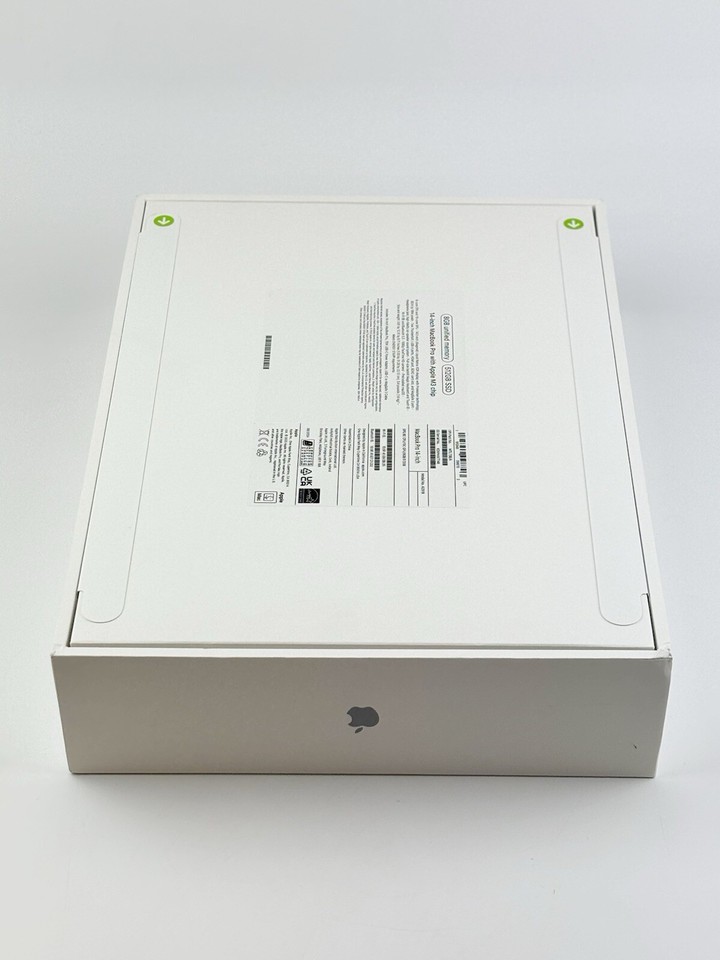 Apple MacBook Pro M3 2023 14" 512GB SSD 8GB Space Grey Brand New