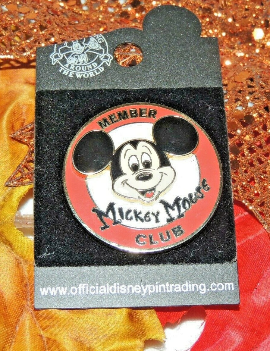 WDW - 2006 MICKEY MOUSE CLUB MEMBER 3-D DISNEY PIN 32334-GOLDTONE-ON CARD