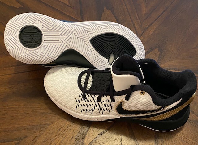 kyrie flytrap ii white