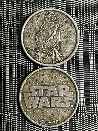 WALT DISNEY WORLD 2025 & 2024 GOLD/BRONZE COINS MEDALLIONS MICKEY MINNIE - Picture 78 of 120