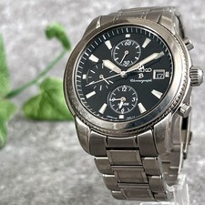 Seiko Brightz B Logo schwarzes Zifferblatt Titan Quarzuhr