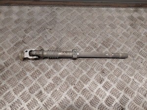 BMW 5 F10 F11 2012 Vorne links Kreuzgelenk 6788156 Benzin 300kW ATV65603