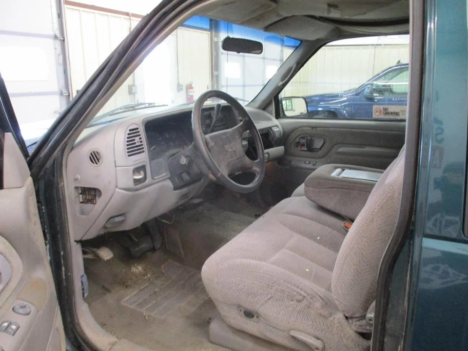 TGMC1500 1996 Front Seat 1701654 - Image 3 of 4