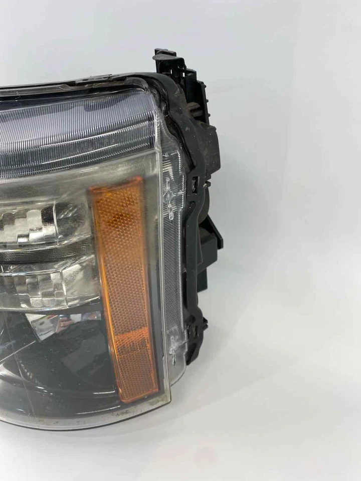 Used Left Headlight Assembly fits: 2011 Land rover Range rover sport xenon HID w - Image 3 of 4