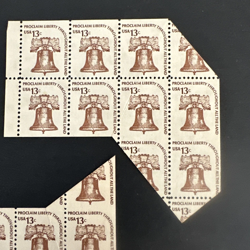 3 USA 1975, LIBERTY BELL, ERROR Booklet Panes Sc#1595c, Dramatic EFOs - Image 2 of 4