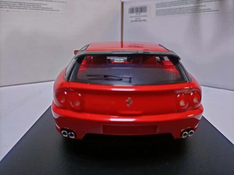 MATRIX 1/18 Ferrari 456 Pininfarina Venice Shooting Brake 1993 RED - Immagine 3 di 4