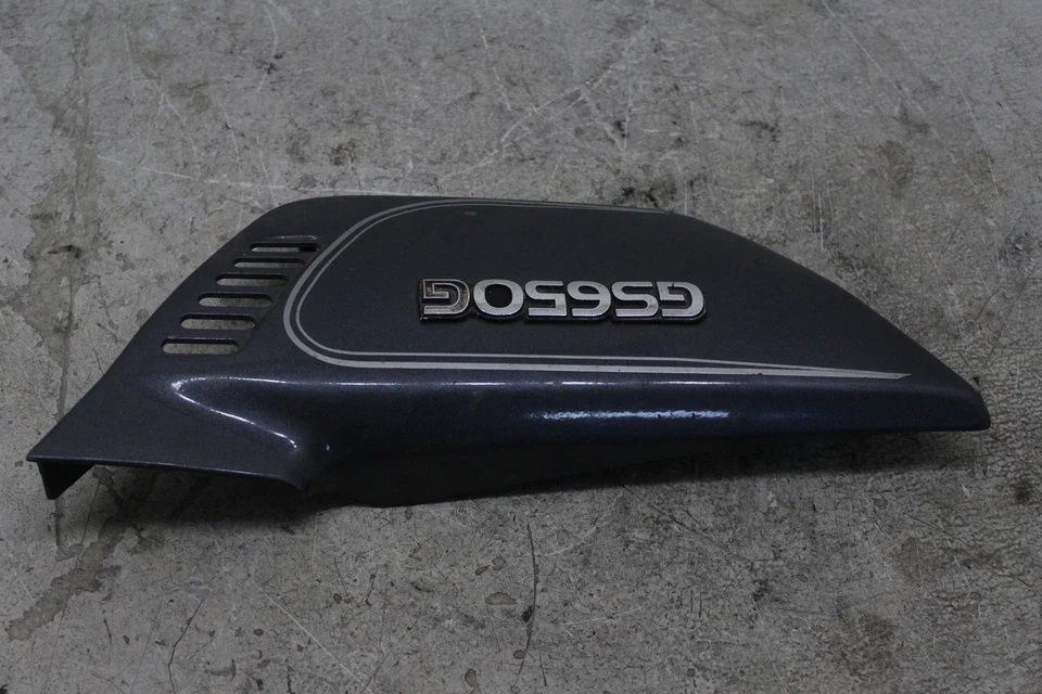 81-83 SUZUKI GS650G GS 650 GS650 OEM CARENAGEM CAPÔ PAINEL LATERAL DIREITO H13 - Imagem 3 de 4