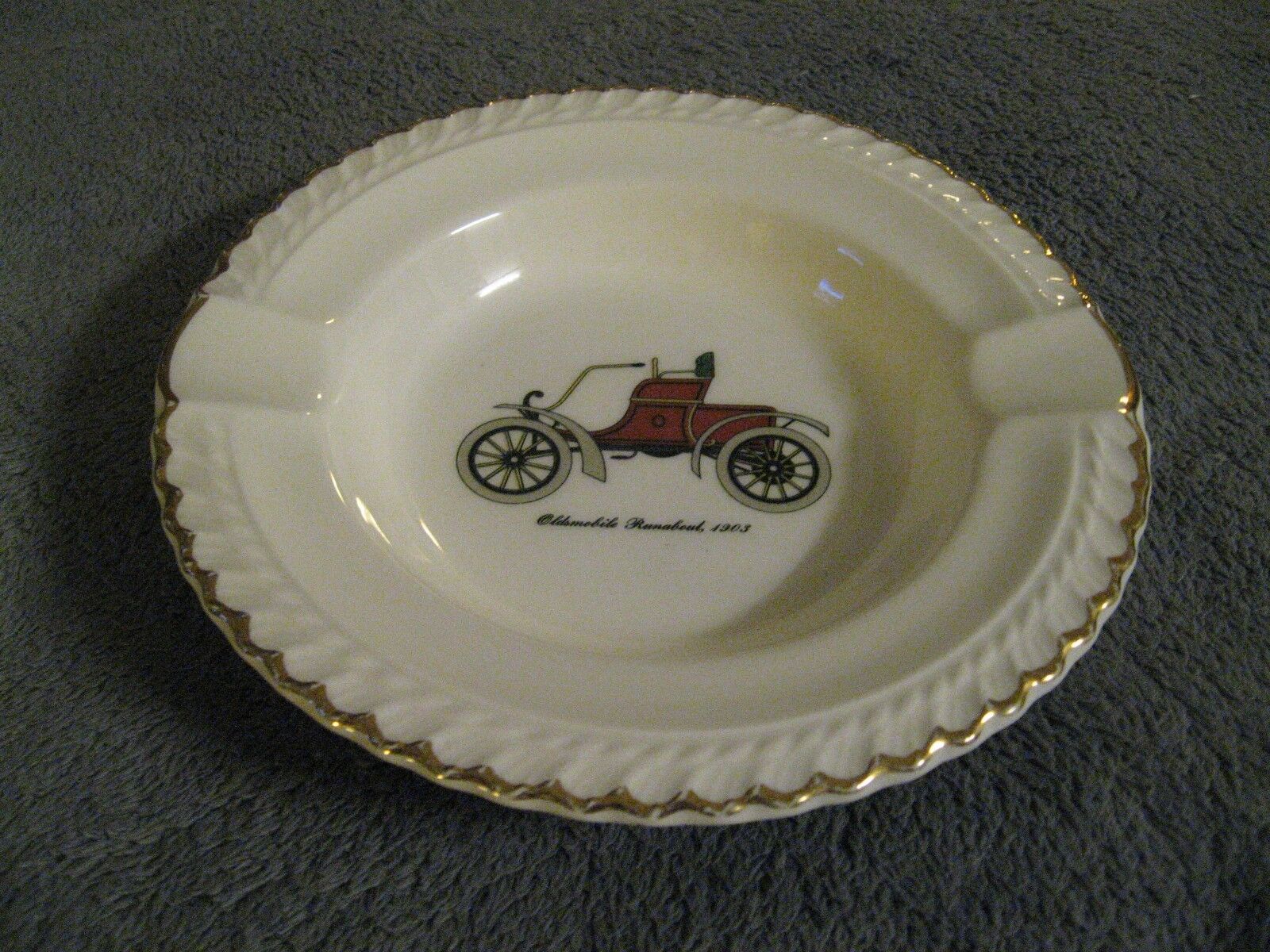 Harkerware Harker Pottery OH USA Vintage Mid Century Oldsmobile Runabout Ashtray