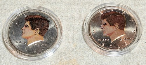 2 COLORIZED FRONTS KENNEDY HALF DOLLARS FROM 1999 & 2000 NEW ENGLAND MINT w/COAs - Picture 2 of 9