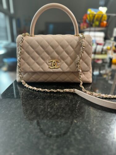 Chanel 22P Light Pink Caviar Leather Coco Handle Light Gold Hardware NEW - Picture 2 of 7