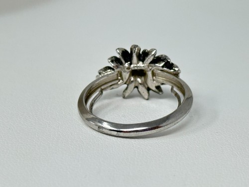 Vintage Silvertone Sarah Coventry FLOWER Size 7 Ring - Picture 3 of 7