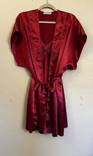 VTG Val Mode Satin Fuschia Lingerie Dressing Night Gown Robe With Corded Detail