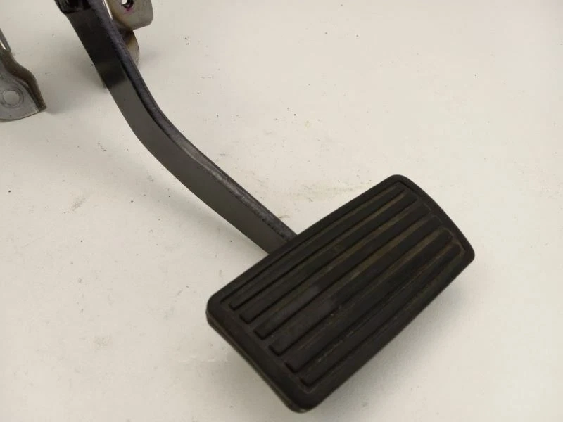 2009 ACURA TSX ПЕДАЛЬ ТОРМОЗА - Изображение 2 из 4