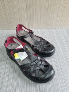 baretraps fisherman sandals