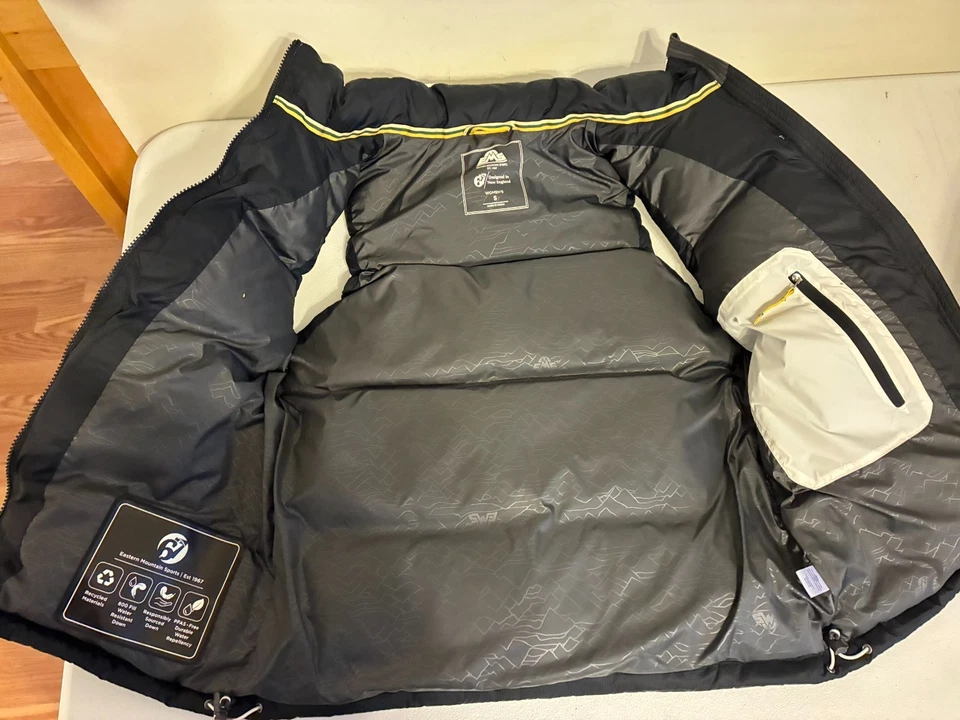 NEW EMS Eastern Mountain Sport DOWN Vest Women Small Water & Wind Proof Packable - Image 3 of 4