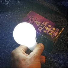 Comedy Light-Up Bulb - Magic Trick FESTER - Addams Family Halloween Costume