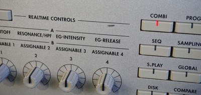 Korg Triton Studio V2 61 Key Digital Workstation Synthesiser