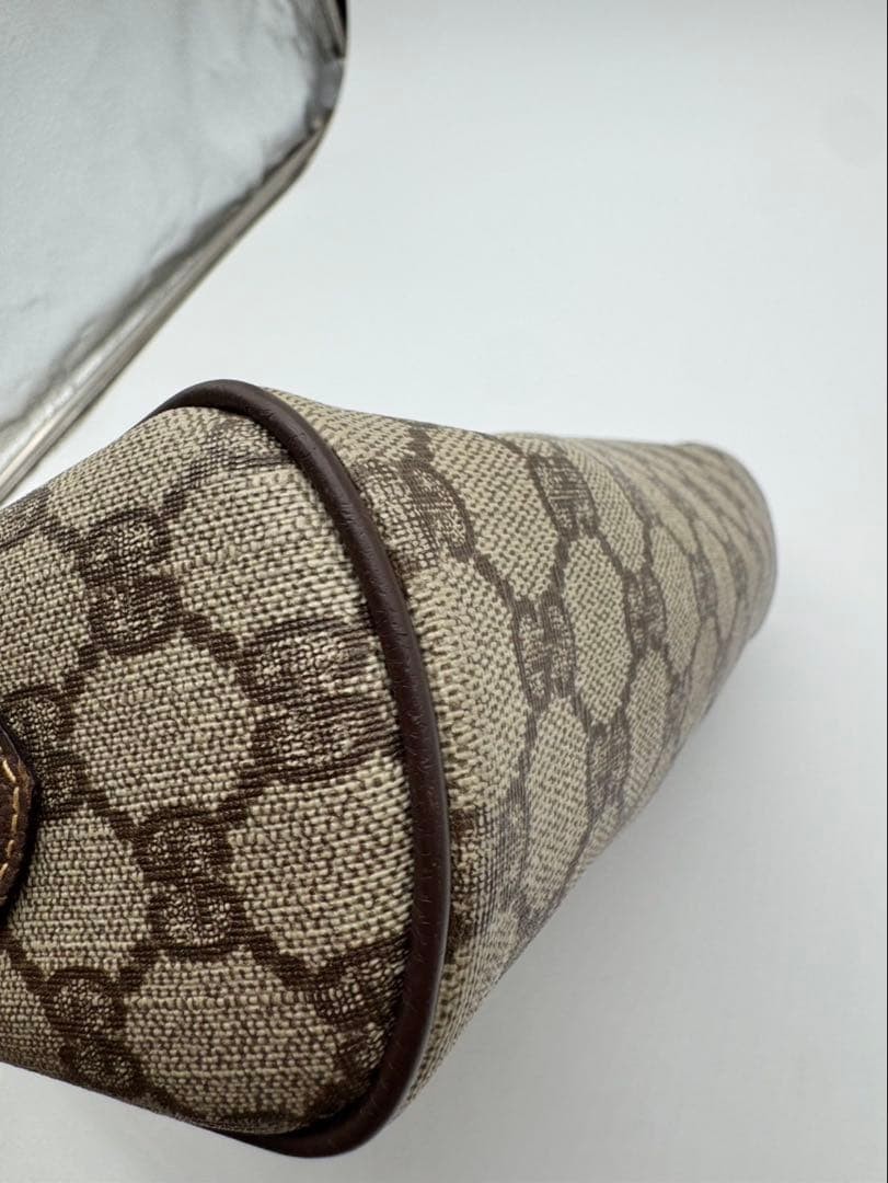 GUCCI  old GG pattern shoulder bag — image 6