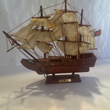H.M.S. Bounty 1787 Barque Model Ship Wood Fabric British Royal Navy Display