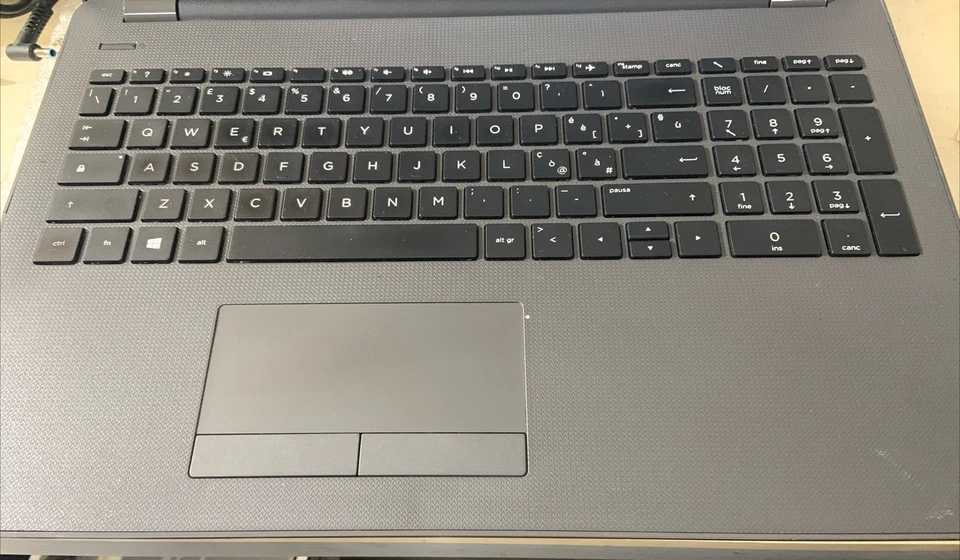 HP 250 G6 I5 7200U 2,50GHZ 8GB 256GB SSD - Immagine 2 di 4