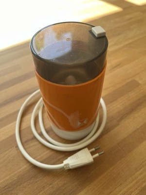 Mellert- 70er Jahre Kaffeemühle in Gute-Laune-Orange