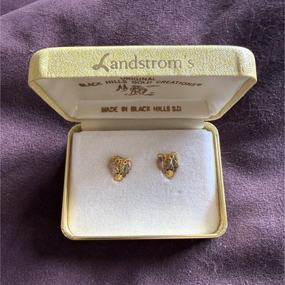Landstrom's Black Hills Gold Multi-Tone Leaf Clip Earrings Gold Nature Theme