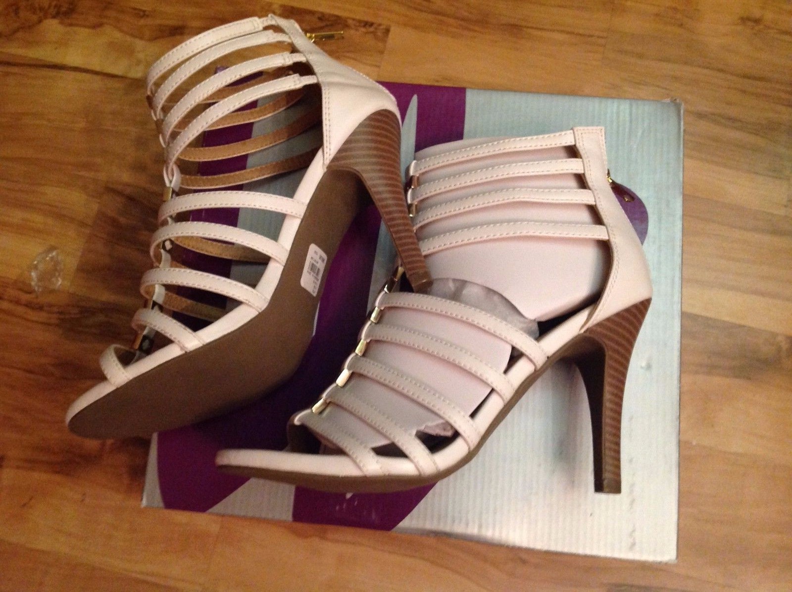 Lane Bryant Size 10W Off White High Heel Strappy Gold Decorations Lane Bryant Size 10W Off White High Heel Strappy Gold Decorations