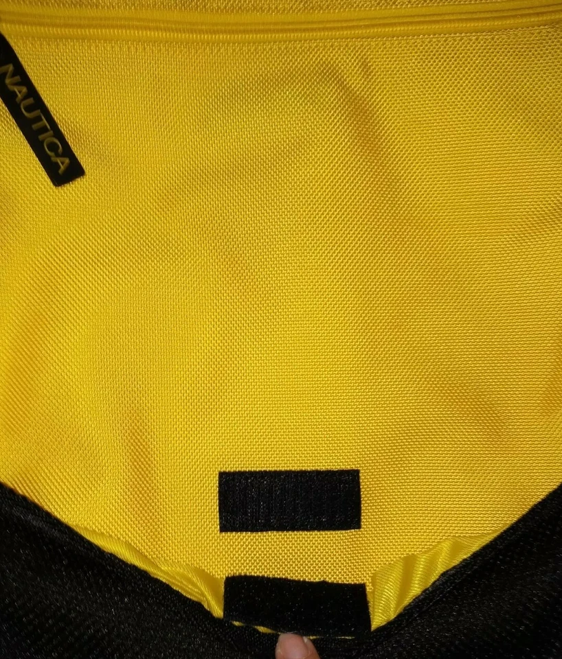 NWOT VINTAGE NAUTICA  90's UNISEX MESSENGER CROSSBODY BAG  - Image 4 of 4