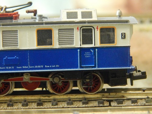 Fleischmann 7305 : ZAHNRADBAHN LOK ELB 215 "EDELWEISSBAHN" SPUR N ANALOG - Bild 5 von 12