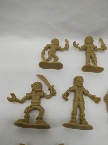 Set (8) Zombie Piraten Figuren 2" - Bild 2 von 21