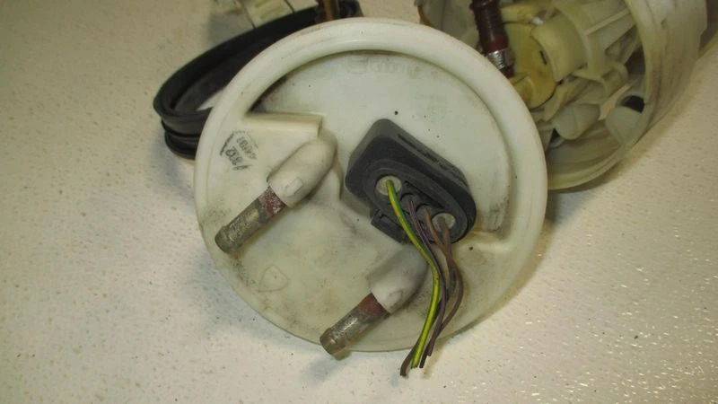 Bomba de combustible gasolina, exc. AWD para Volkswagen Passat 1999-2004 Foto 2 de 4