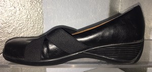 naturalizer free shipping