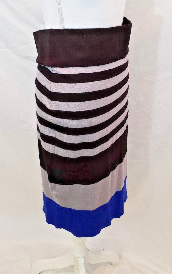 Falda tejida a rayas gris/negro Derek Heart para mujer talla L Foto 3 de 4