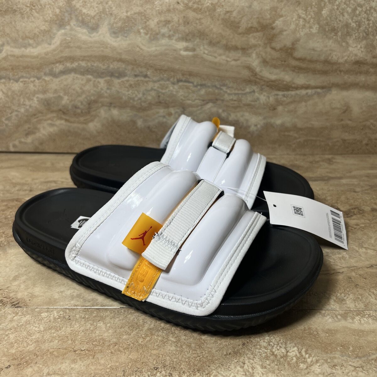 Nike Jordan Super Play Black White Yellow Slides Mens Size 8 Nike Jordan Super Play Black White Yellow Slides Mens Size 8