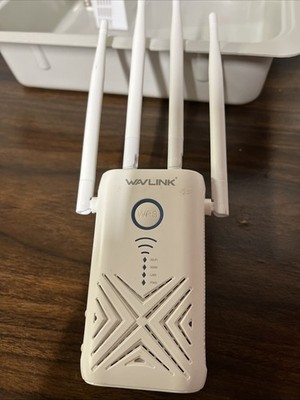 Wavlink AC1200 Dual Band Wi-Fi Range Extender Access Point (WL-WN579X3)