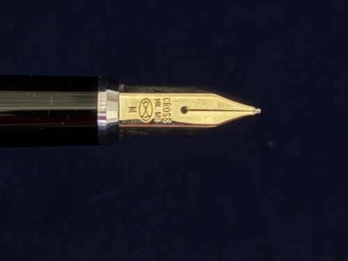 CROSS 10K GOLD-FILLED ROLLED CLASSIC CENTURY FOUNTAIN PEN w14K GOLD NIB #4506-M - Picture 3 of 11